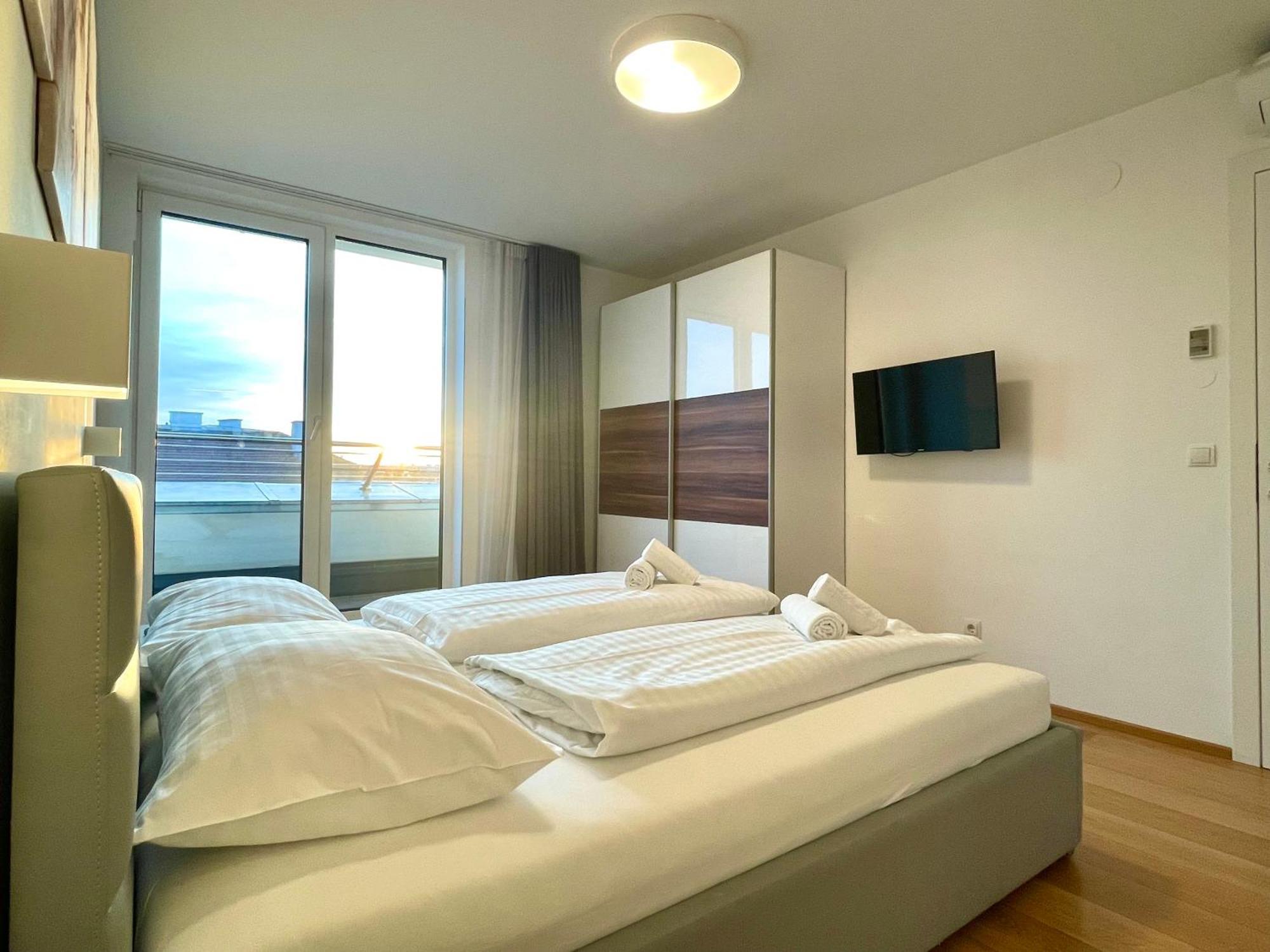 Apartments4You Wina Bagian luar foto