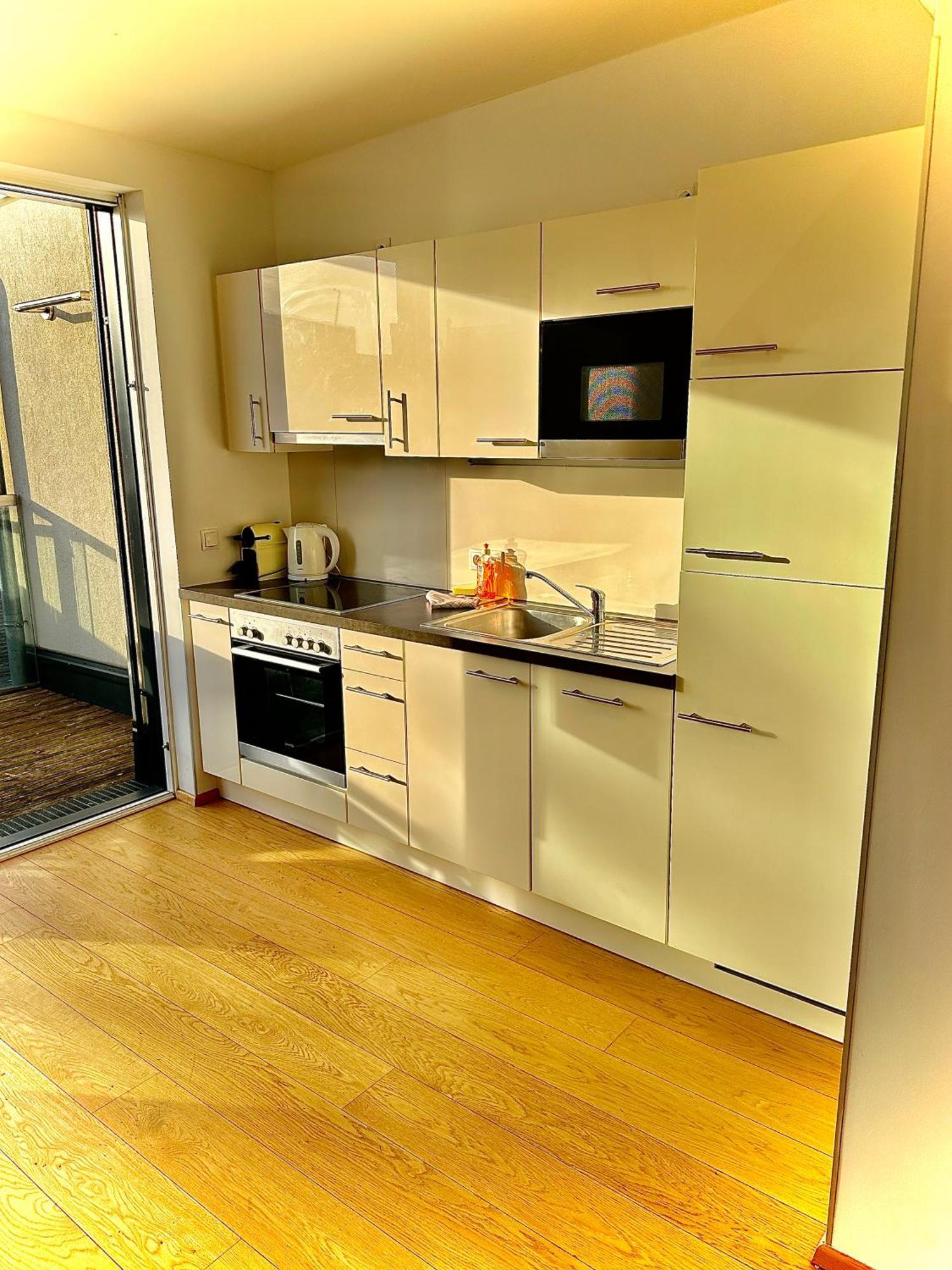 Apartments4You Wina Bagian luar foto